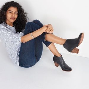 Madewell Side Zip All Leather Ankle Boots in Black Size 8.5